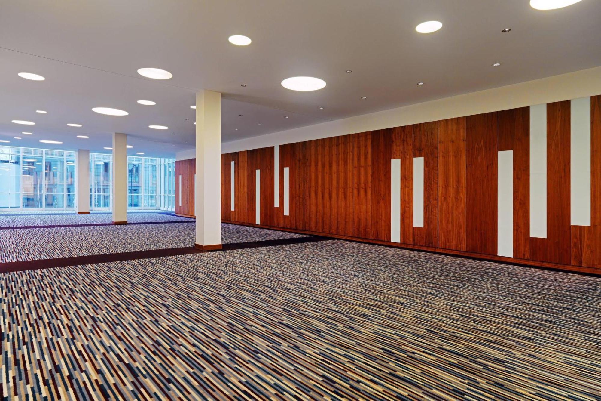 Sheraton Sopot Hotel מראה חיצוני תמונה The interior of the main hall